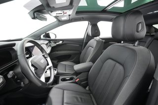2023 Audi Q4 e-tron — photo 18 of 27