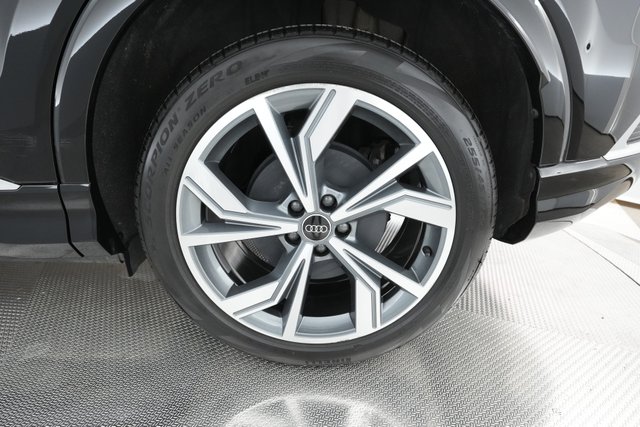2023 Audi Q4 e-tron — photo 14 of 27