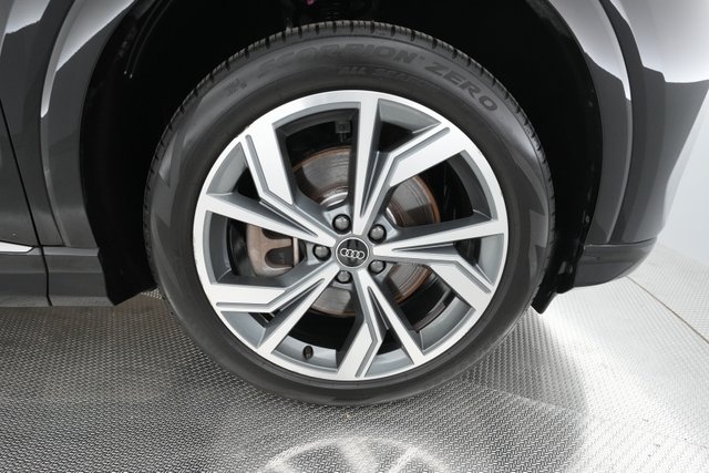 2023 Audi Q4 e-tron — photo 15 of 27