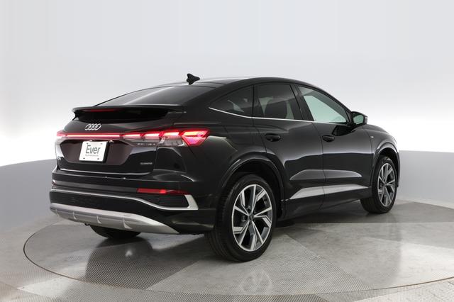 2023 Audi Q4 e-tron — photo 9 of 27