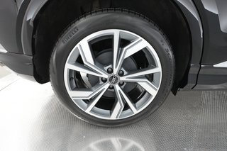 2023 Audi Q4 e-tron — photo 16 of 27