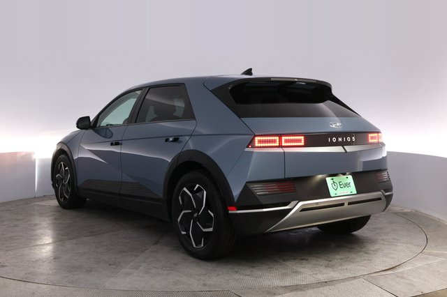 2024 Hyundai IONIQ 5 — photo 13 of 21