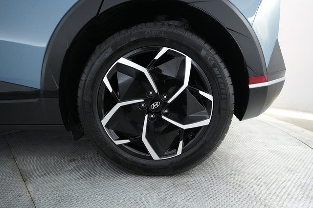 2024 Hyundai IONIQ 5 — photo 7 of 21