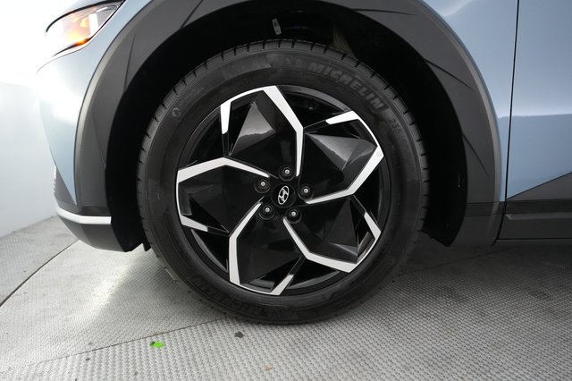 2024 Hyundai IONIQ 5 — photo 15 of 21