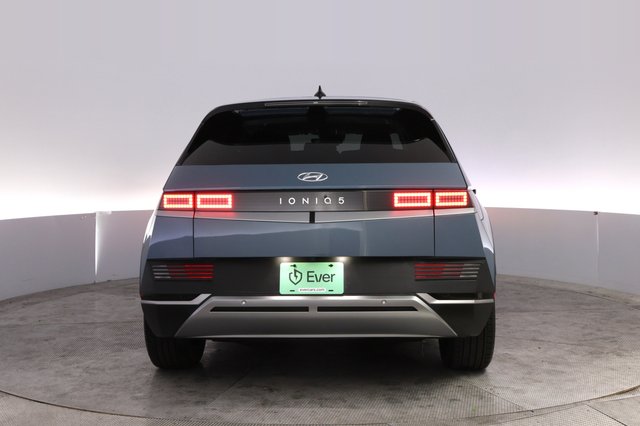 2024 Hyundai IONIQ 5 — photo 12 of 21