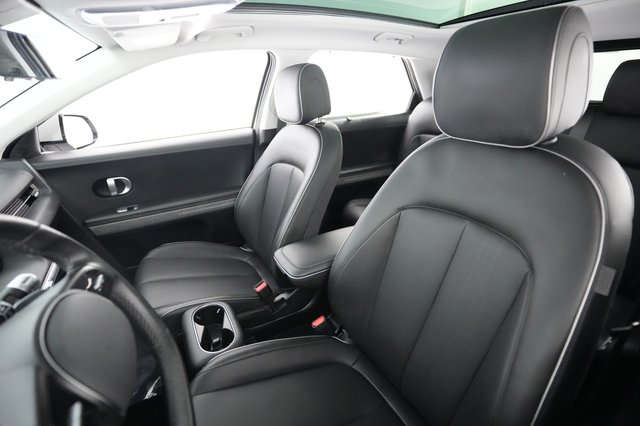 2024 Hyundai IONIQ 5 — photo 3 of 26