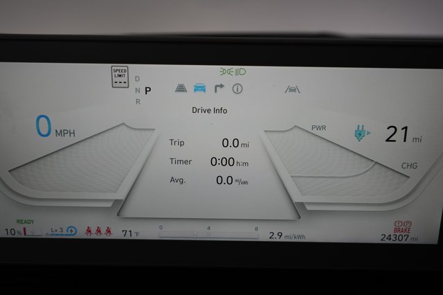2024 Hyundai IONIQ 5 — photo 5 of 26