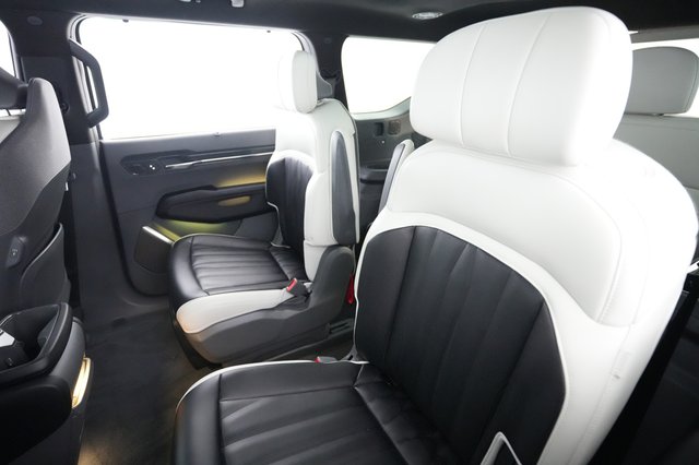 2024 Kia EV9 — photo 19 of 29