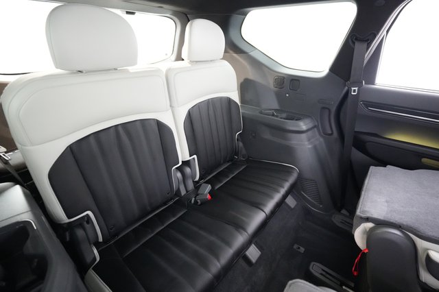 2024 Kia EV9 — photo 21 of 29