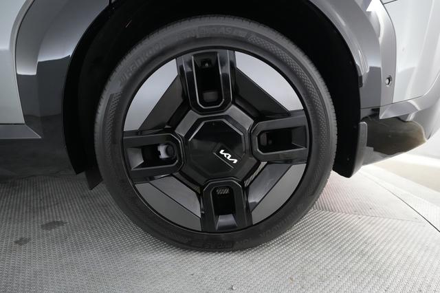 2024 Kia EV9 — photo 7 of 29