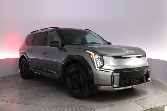 2024 Kia EV9 — photo 10 of 29