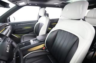 2024 Kia EV9 — photo 3 of 29