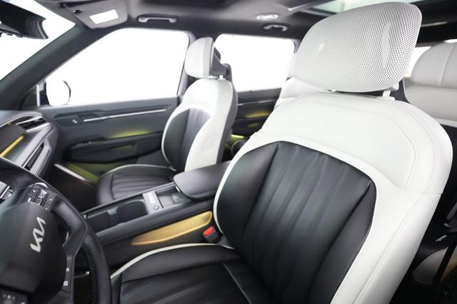 2024 Kia EV9 — photo 3 of 29