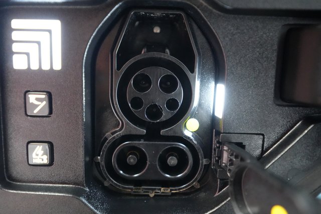 2024 Kia EV9 — photo 8 of 23