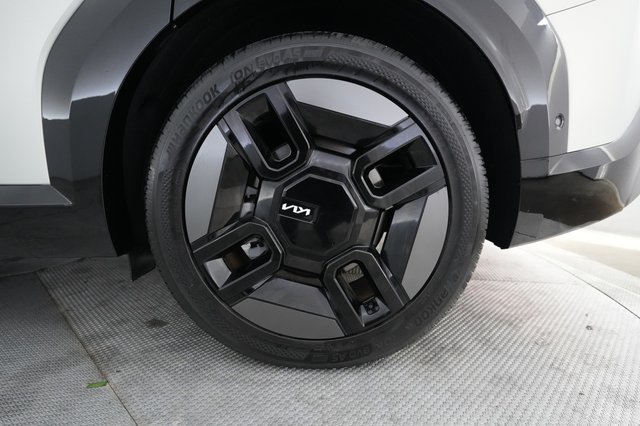 2024 Kia EV9 — photo 7 of 23