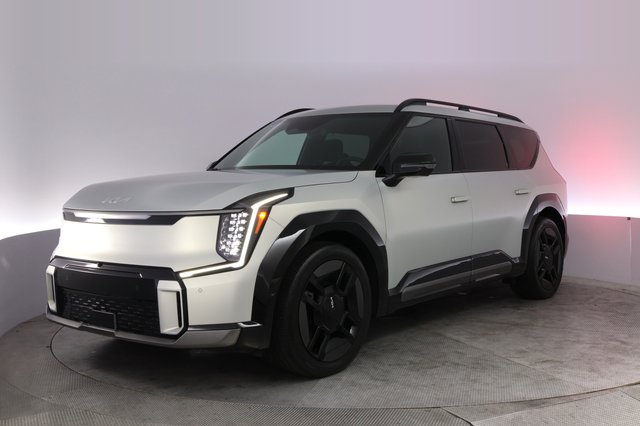 2024 Kia EV9 — VIN KNDAEFS54R6031649