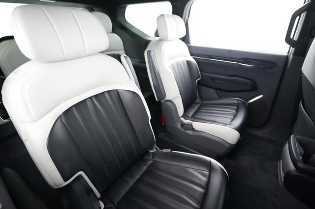 2024 Kia EV9 — photo 4 of 25
