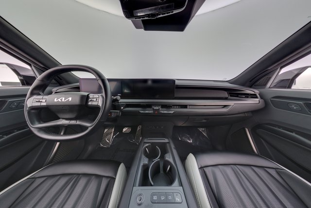 2024 Kia EV9 — photo 22 of 25