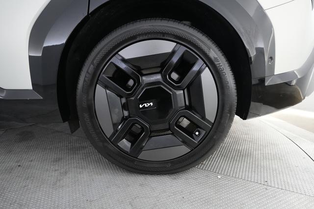 2024 Kia EV9 — photo 7 of 25