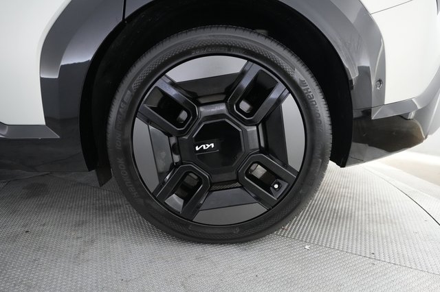 2024 Kia EV9 — photo 7 of 25