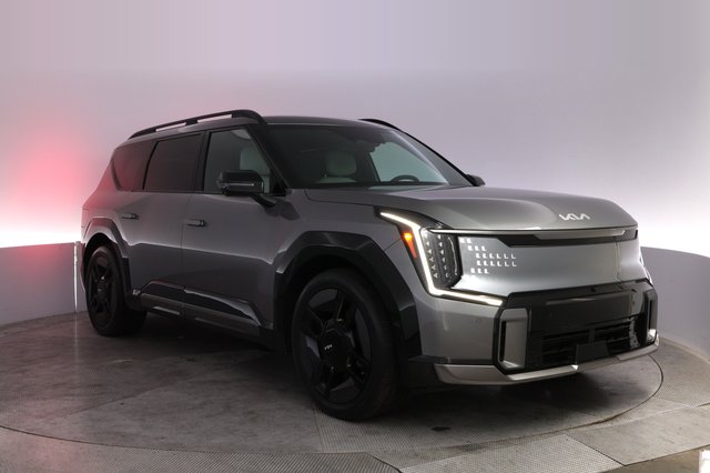 2024 Kia EV9 — photo 10 of 27