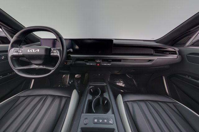 2024 Kia EV9 — photo 23 of 27