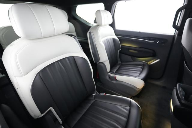 2024 Kia EV9 — photo 4 of 27