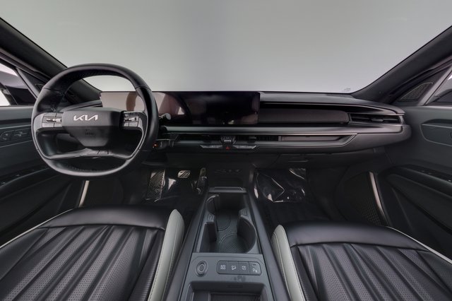 2024 Kia EV9 — photo 23 of 26