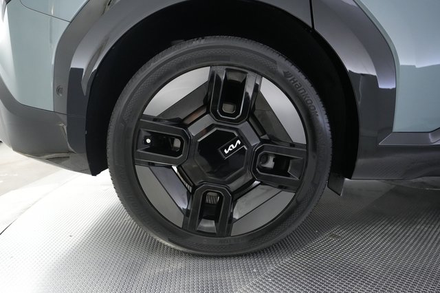 2024 Kia EV9 — photo 17 of 26