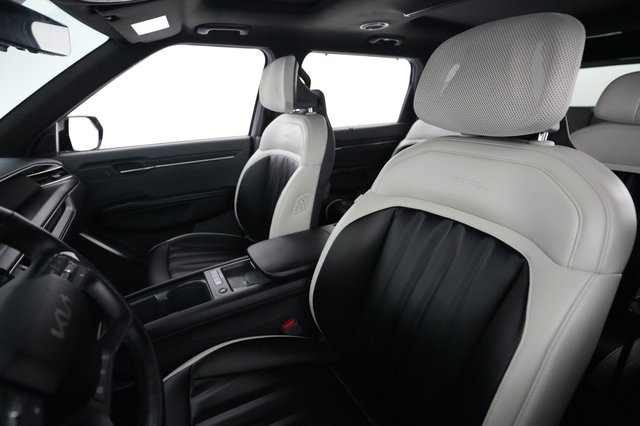 2024 Kia EV9 — photo 3 of 26