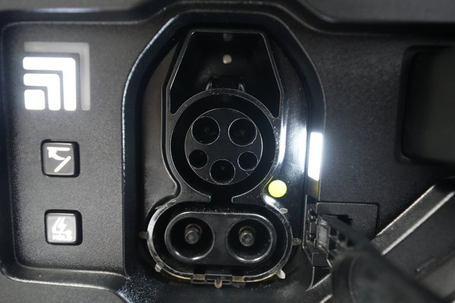 2024 Kia EV9 — photo 8 of 26