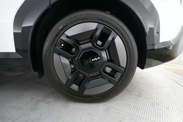 2024 Kia EV9 — photo 7 of 27
