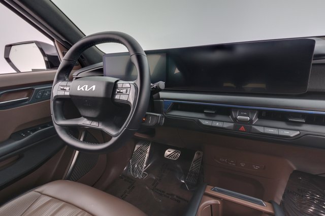 2024 Kia EV9 — photo 22 of 27