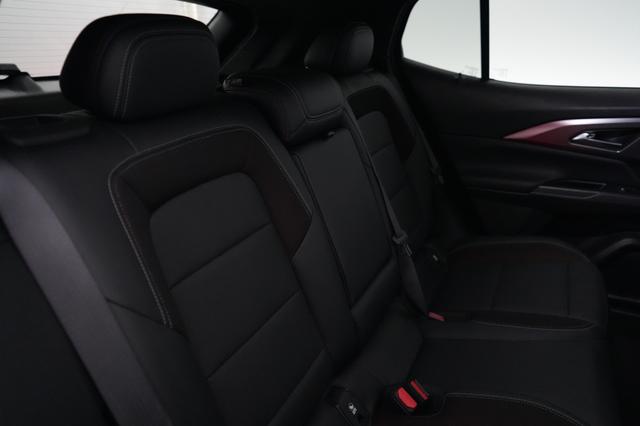 2024 Chevrolet Equinox EV — photo 4 of 18
