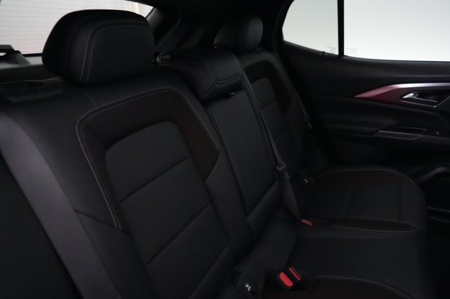 2024 Chevrolet Equinox EV — photo 4 of 18