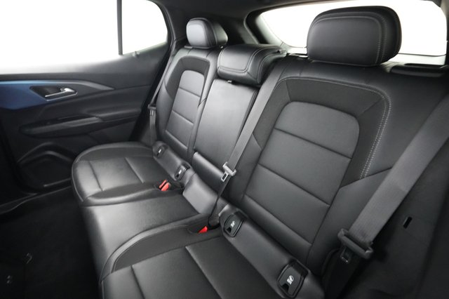 2024 Chevrolet Equinox EV — photo 19 of 24