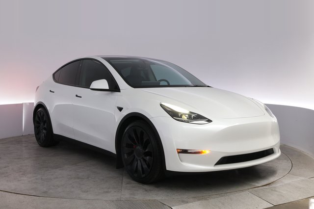 2021 Tesla Model Y — photo 10 of 24
