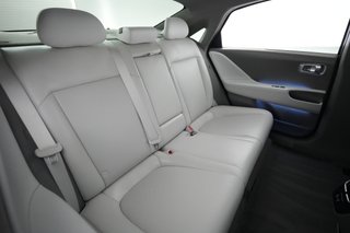 2023 Hyundai IONIQ 6 — photo 4 of 22