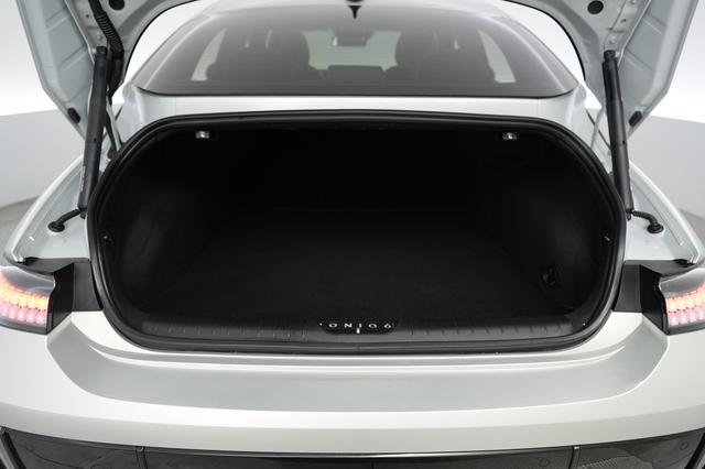 2023 Hyundai IONIQ 6 — photo 6 of 22