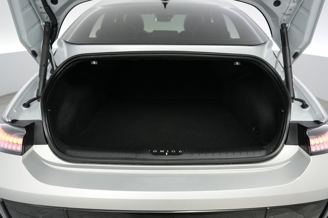 2023 Hyundai IONIQ 6 — photo 6 of 22