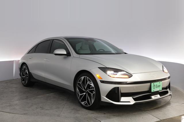2023 Hyundai IONIQ 6 — photo 10 of 22