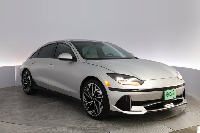 2023 Hyundai IONIQ 6 — photo 10 of 22