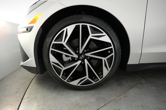 2023 Hyundai IONIQ 6