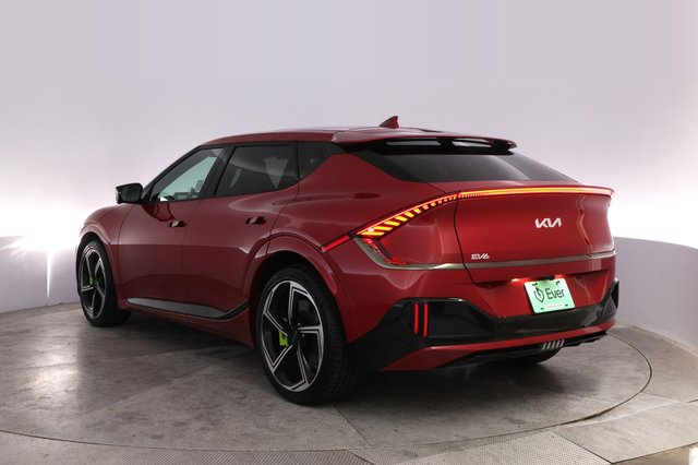 2023 Kia EV6 — photo 13 of 25