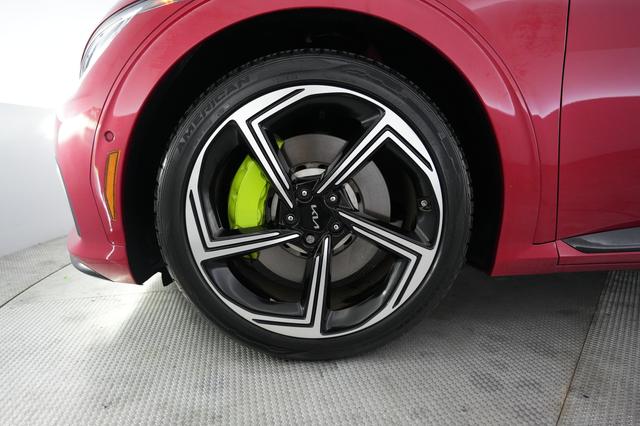 2023 Kia EV6 — photo 7 of 25