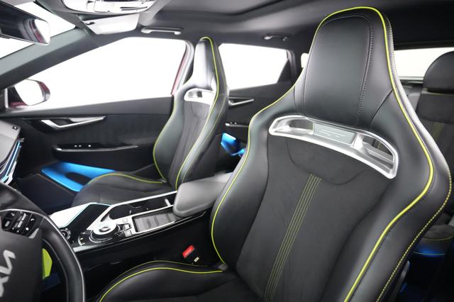 2023 Kia EV6 — photo 3 of 25