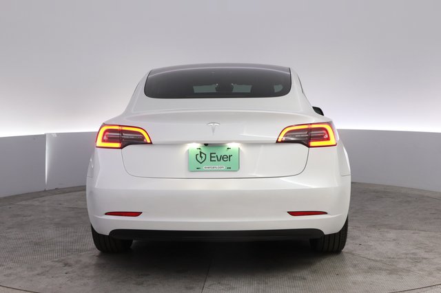2023 Tesla Model 3 — photo 12 of 23