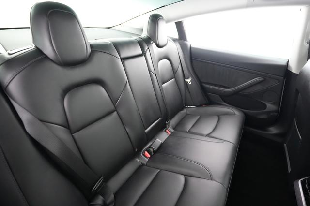 2023 Tesla Model 3 — photo 4 of 23
