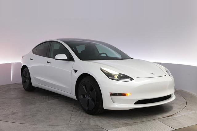 2023 Tesla Model 3 — photo 10 of 23