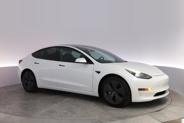 2023 Tesla Model 3 — photo 11 of 23